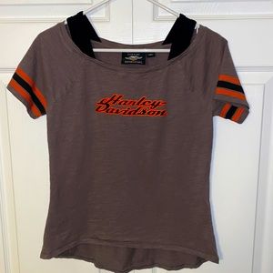 Women’s size small Harley David short sleeve shirt